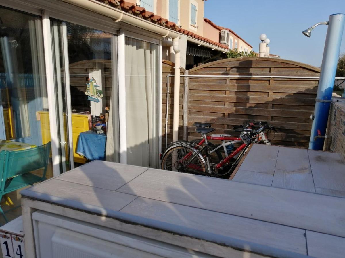 Maisonnette Bort De Mer Frontignan Bagian luar foto