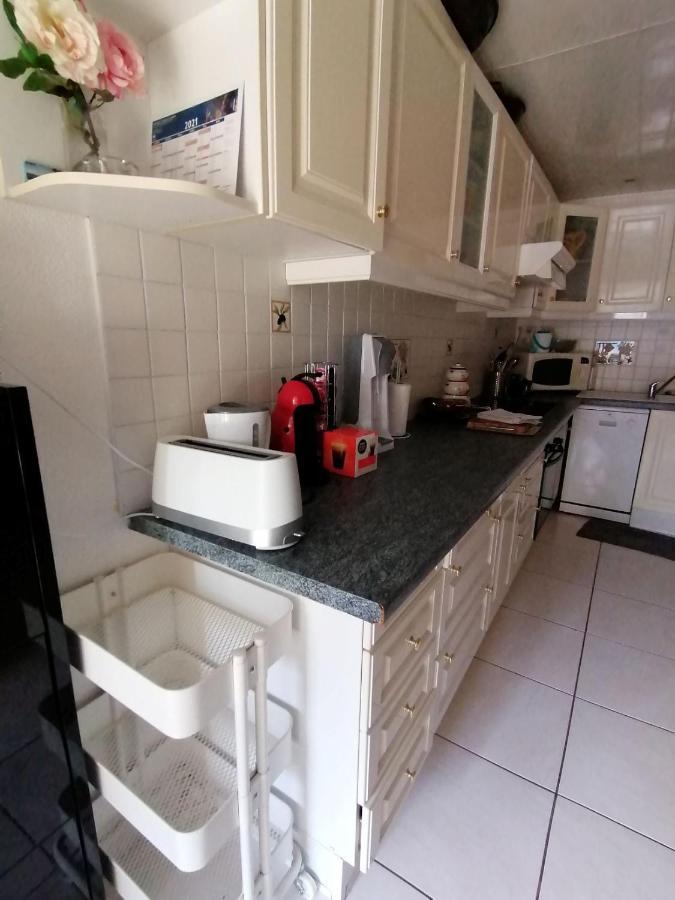 Maisonnette Bort De Mer Frontignan Bagian luar foto