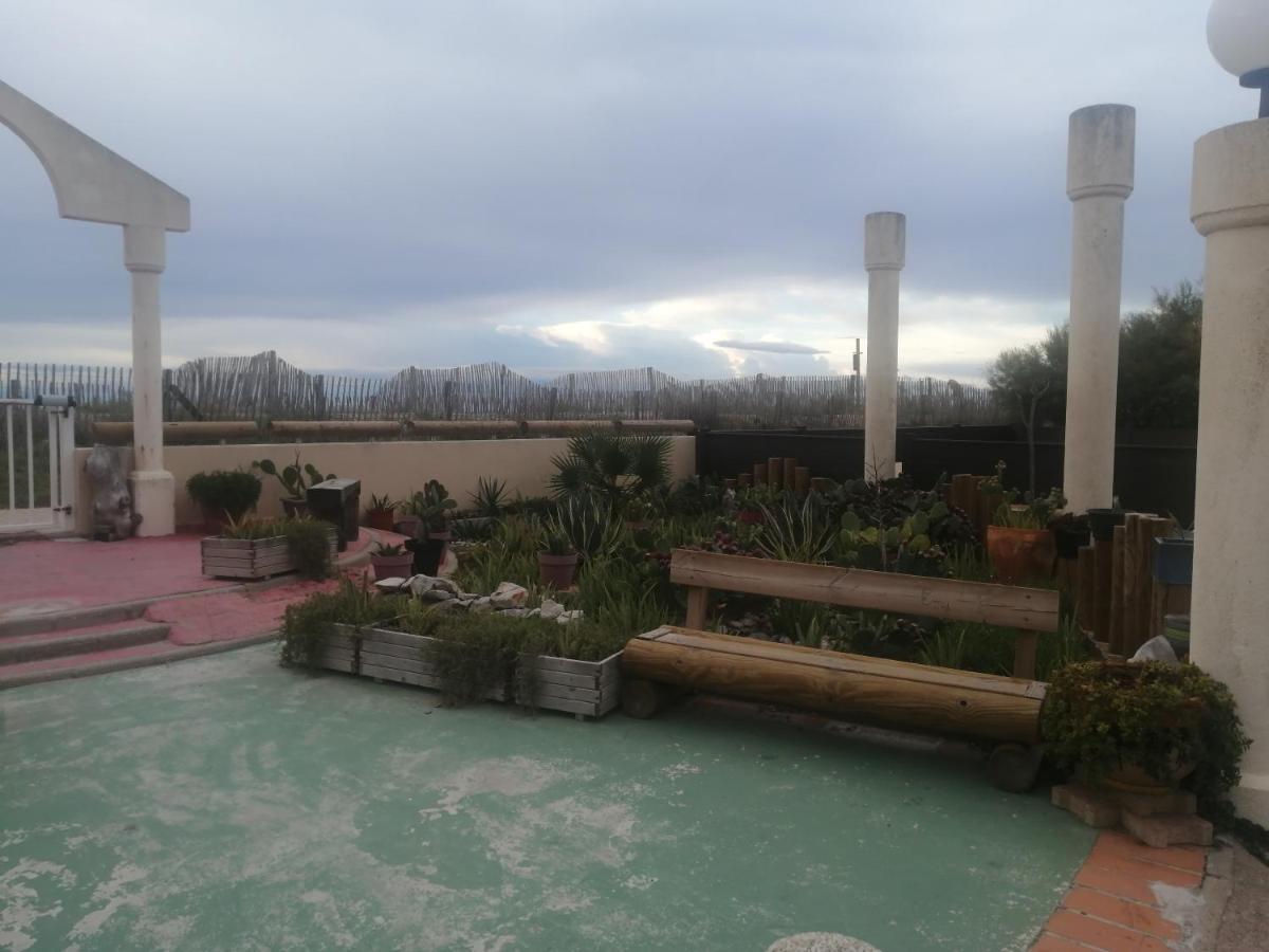 Maisonnette Bort De Mer Frontignan Bagian luar foto